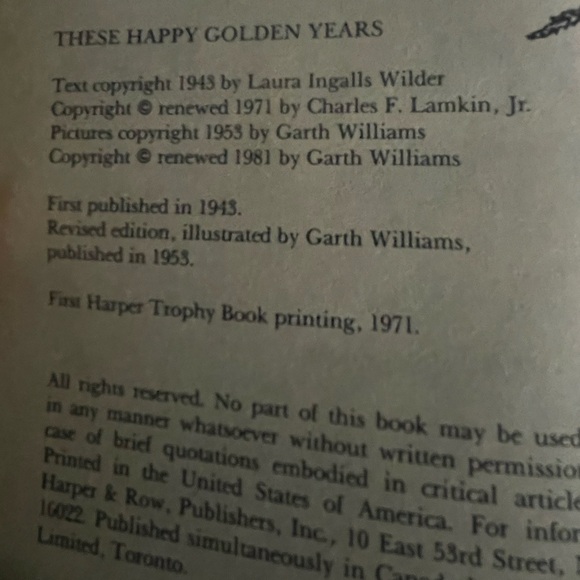 Book Set - Yellow - Picture 3 of 5